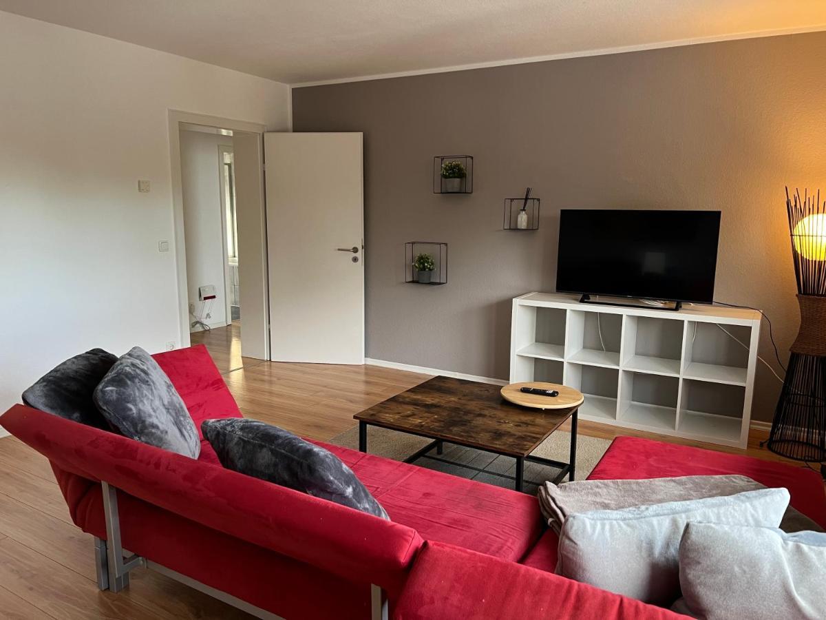 Haus Mit 2 Schoenen *